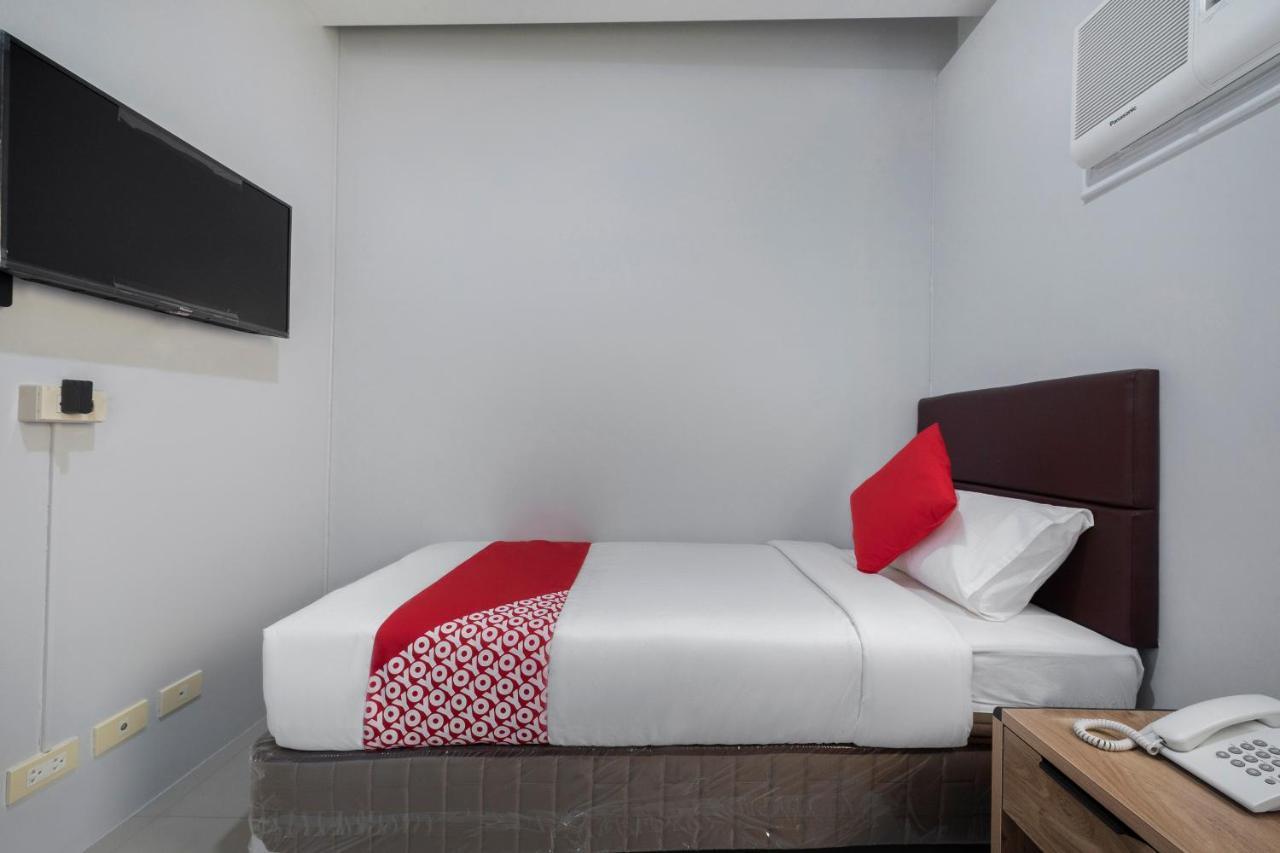 Super Oyo 515 Finnex Hotel Mandaluyong Luaran gambar
