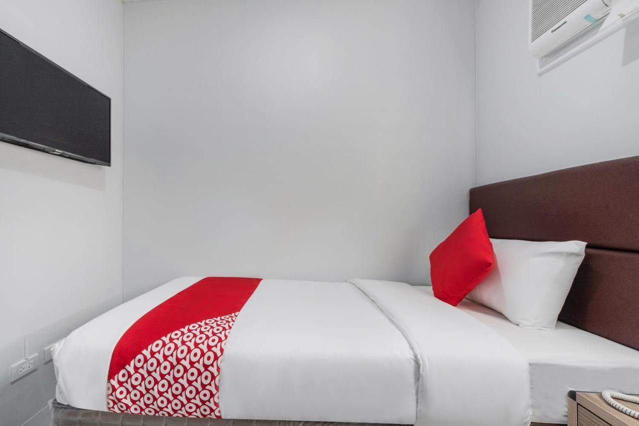 Super Oyo 515 Finnex Hotel Mandaluyong Luaran gambar