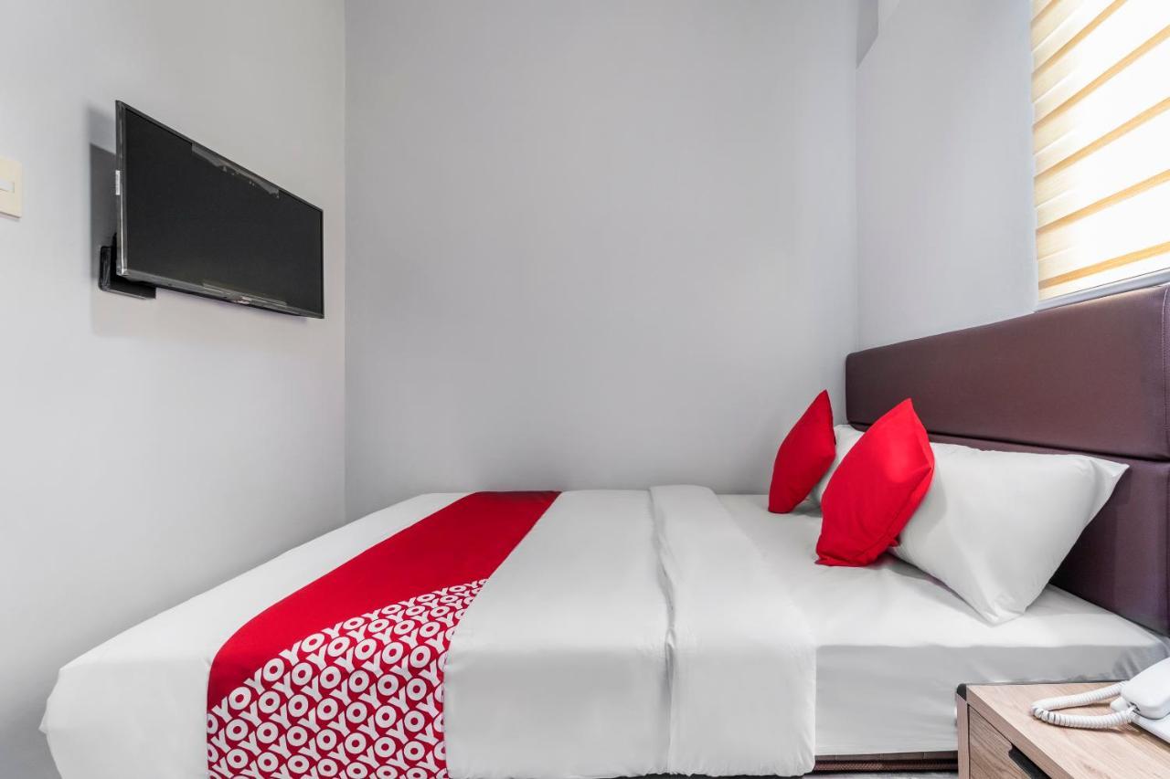 Super Oyo 515 Finnex Hotel Mandaluyong Luaran gambar